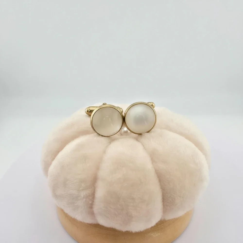Vtg 75 Yr Old ANSON Moonglow Cufflinks Luminous Cabochon White Lucite Gold Plate
